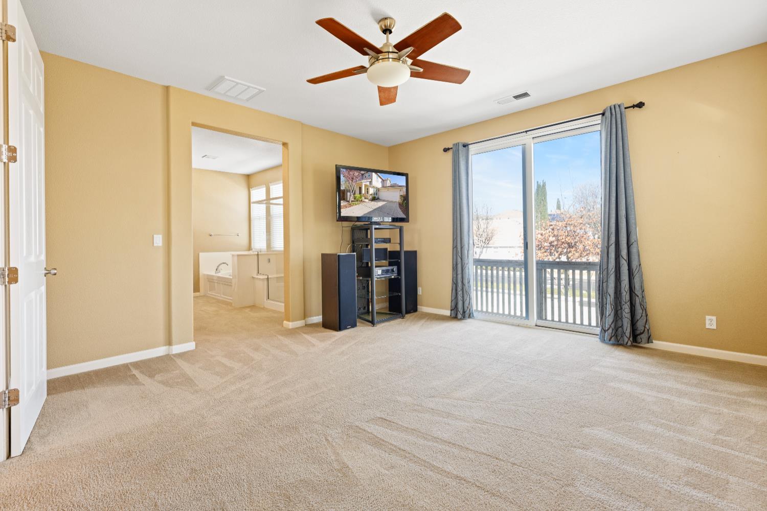 9333 Vintner Cir, Patterson, CA 95363