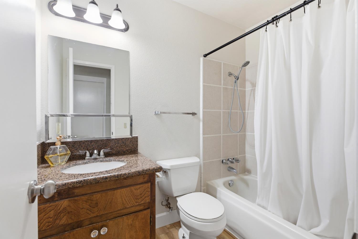 3632 Busher Ct, Modesto, CA 95356