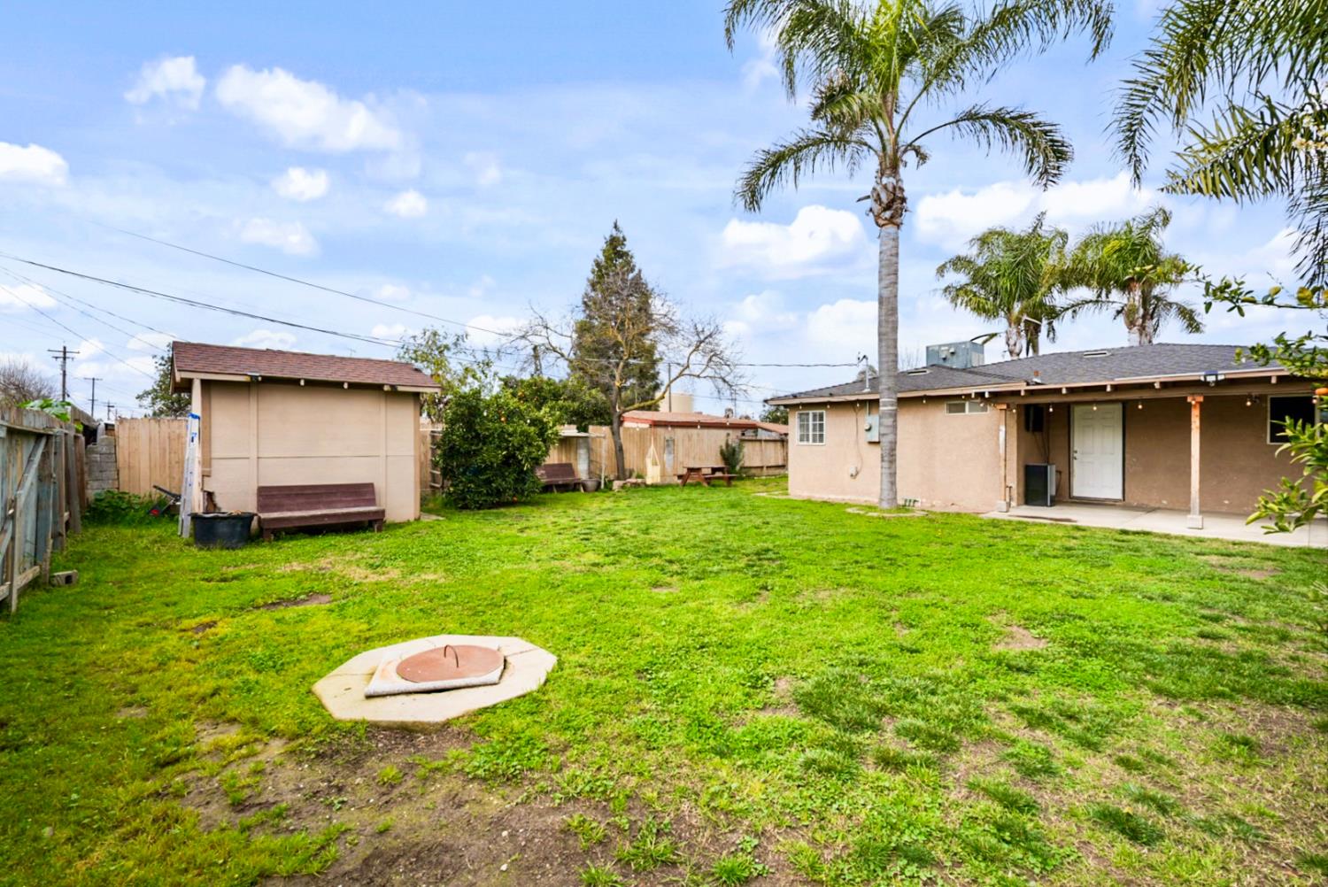 1518 Plumas Ave, Modesto, CA 95358