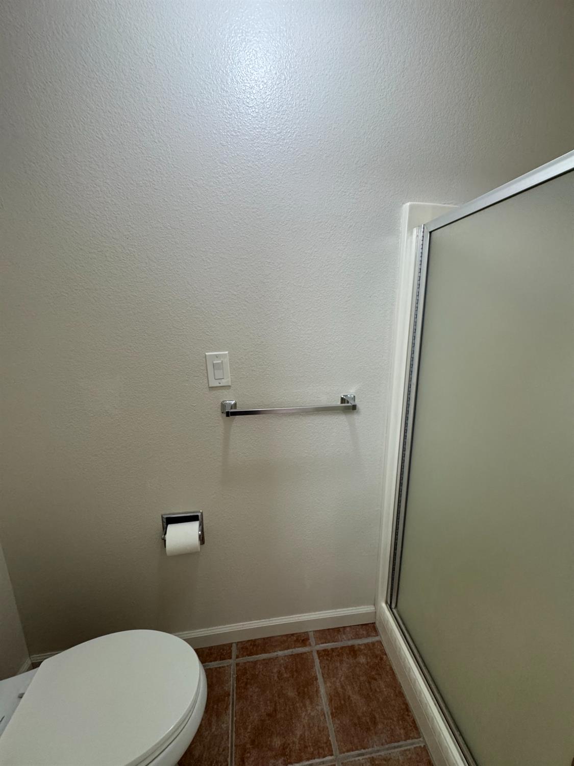 817 E Orangeburg Ave #5, Modesto, CA 95350