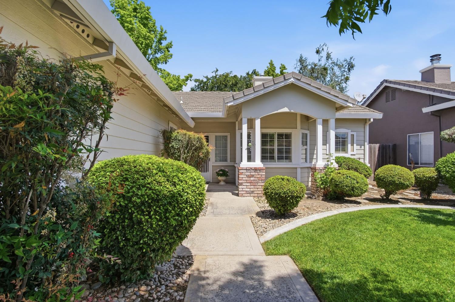 1416 Ranch House Ct, Oakdale, CA 95361