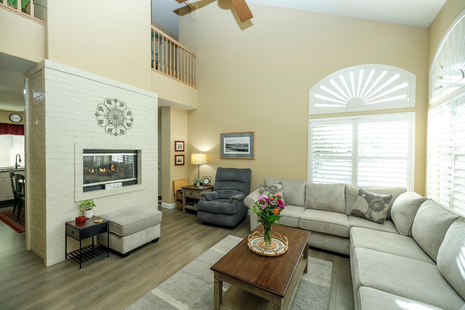 404 Solmar Ct, Oakdale, CA 95361