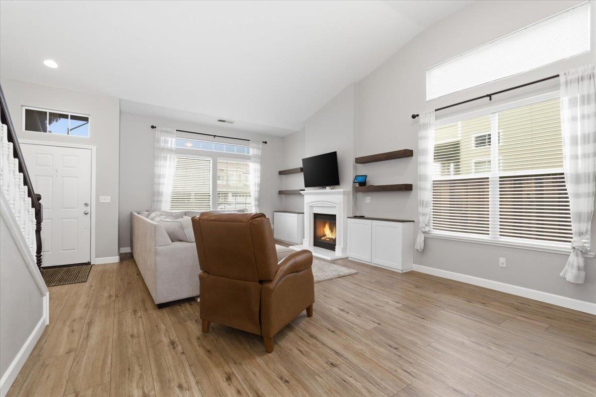 5449 Medallion Ct, Riverbank, CA 95367