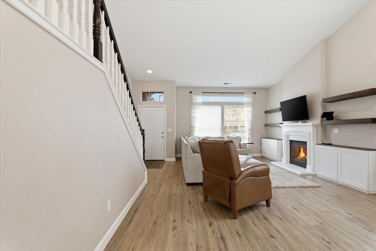 5449 Medallion Ct, Riverbank, CA 95367