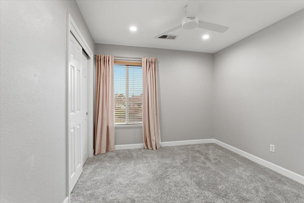 5449 Medallion Ct, Riverbank, CA 95367