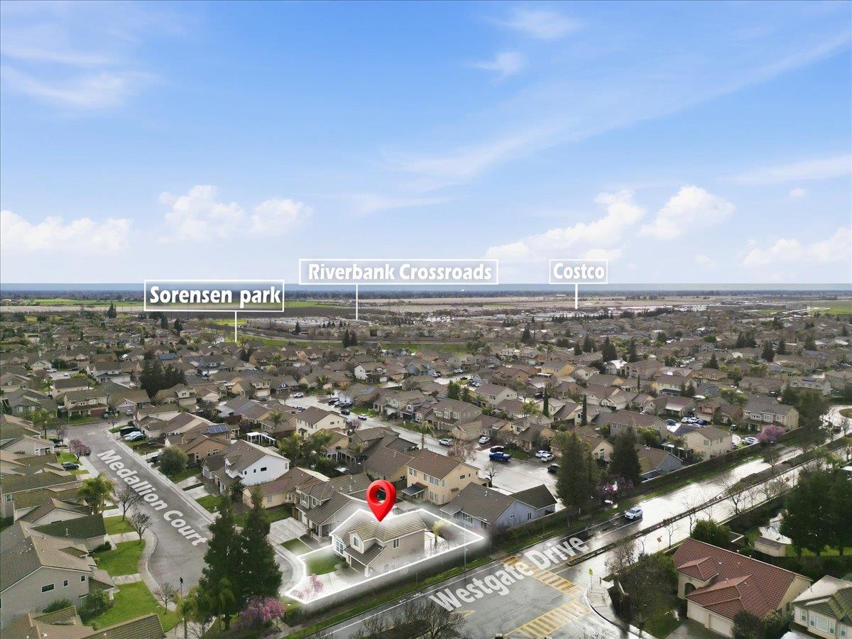 5449 Medallion Ct, Riverbank, CA 95367