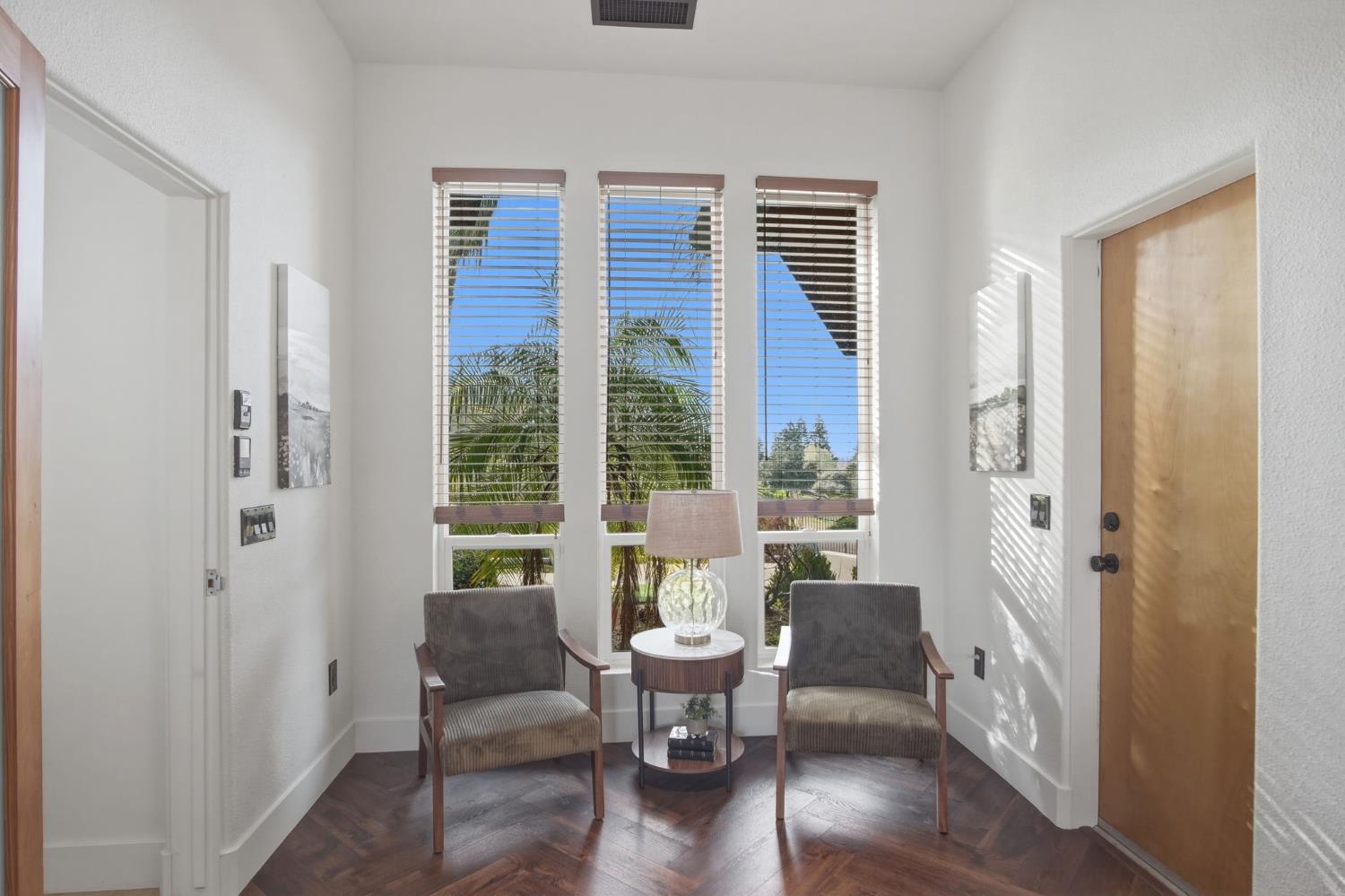 9313 N Hills Ct, Oakdale, CA 95361