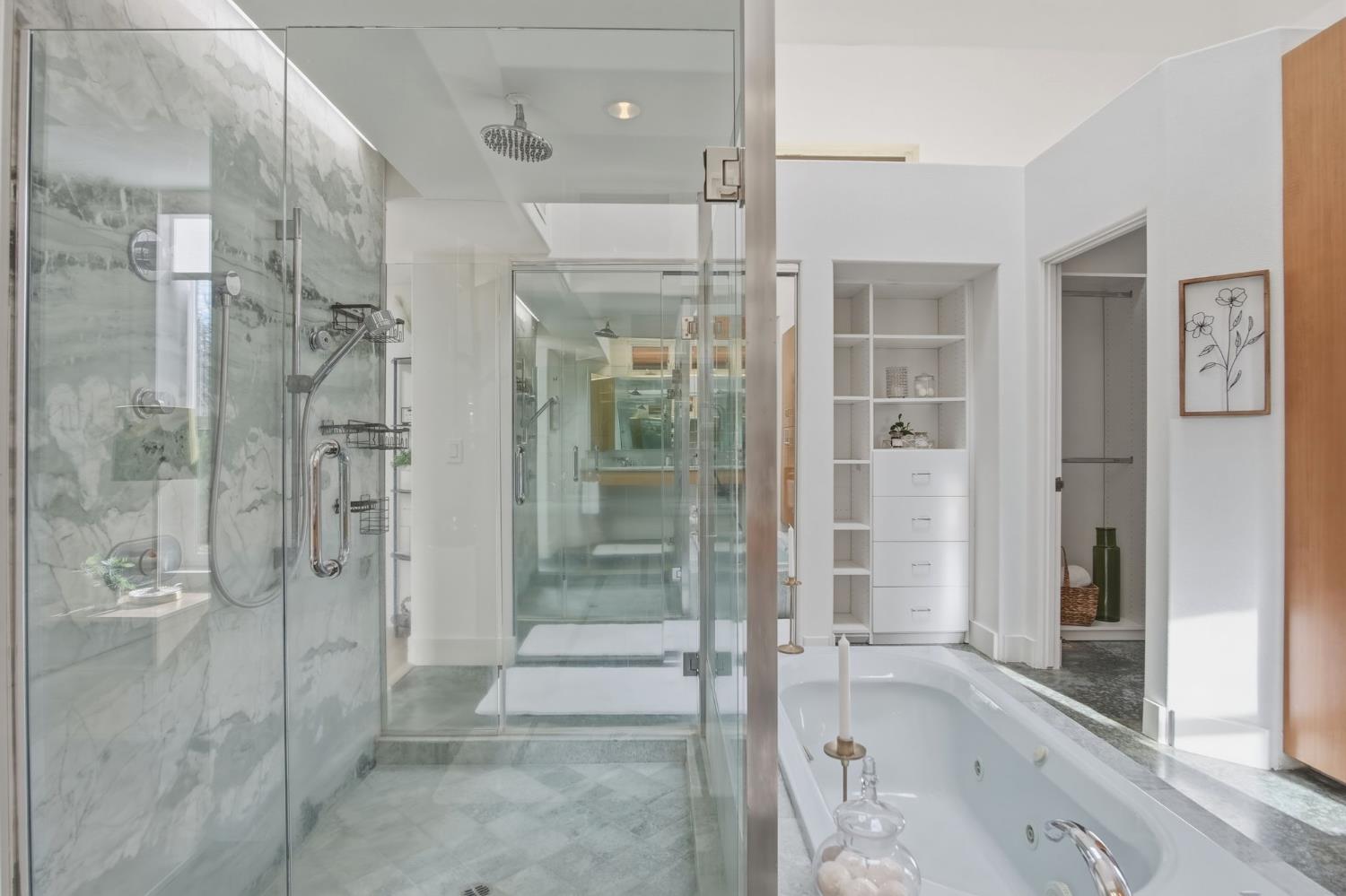 9313 N Hills Ct, Oakdale, CA 95361