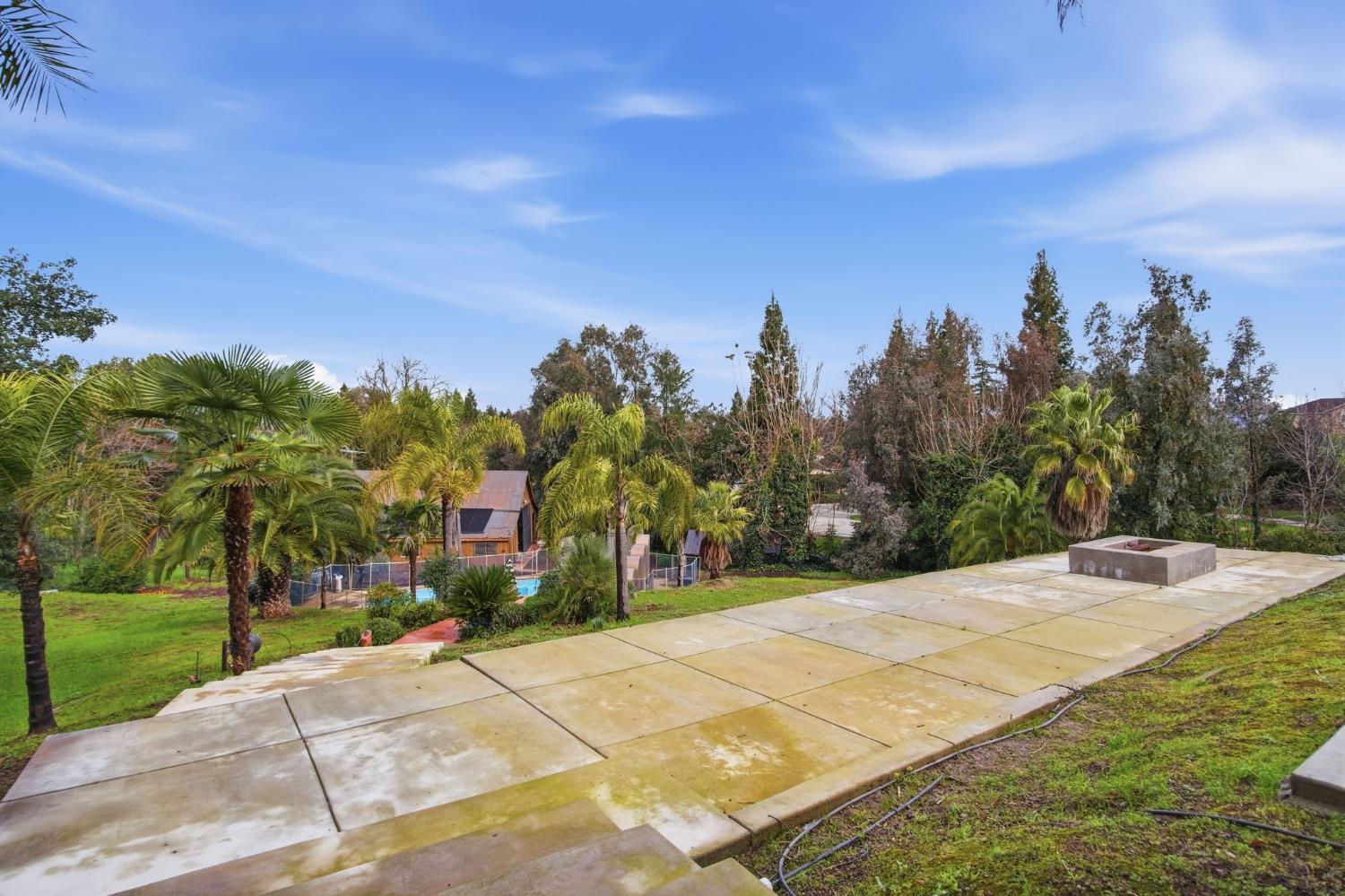 9313 N Hills Ct, Oakdale, CA 95361