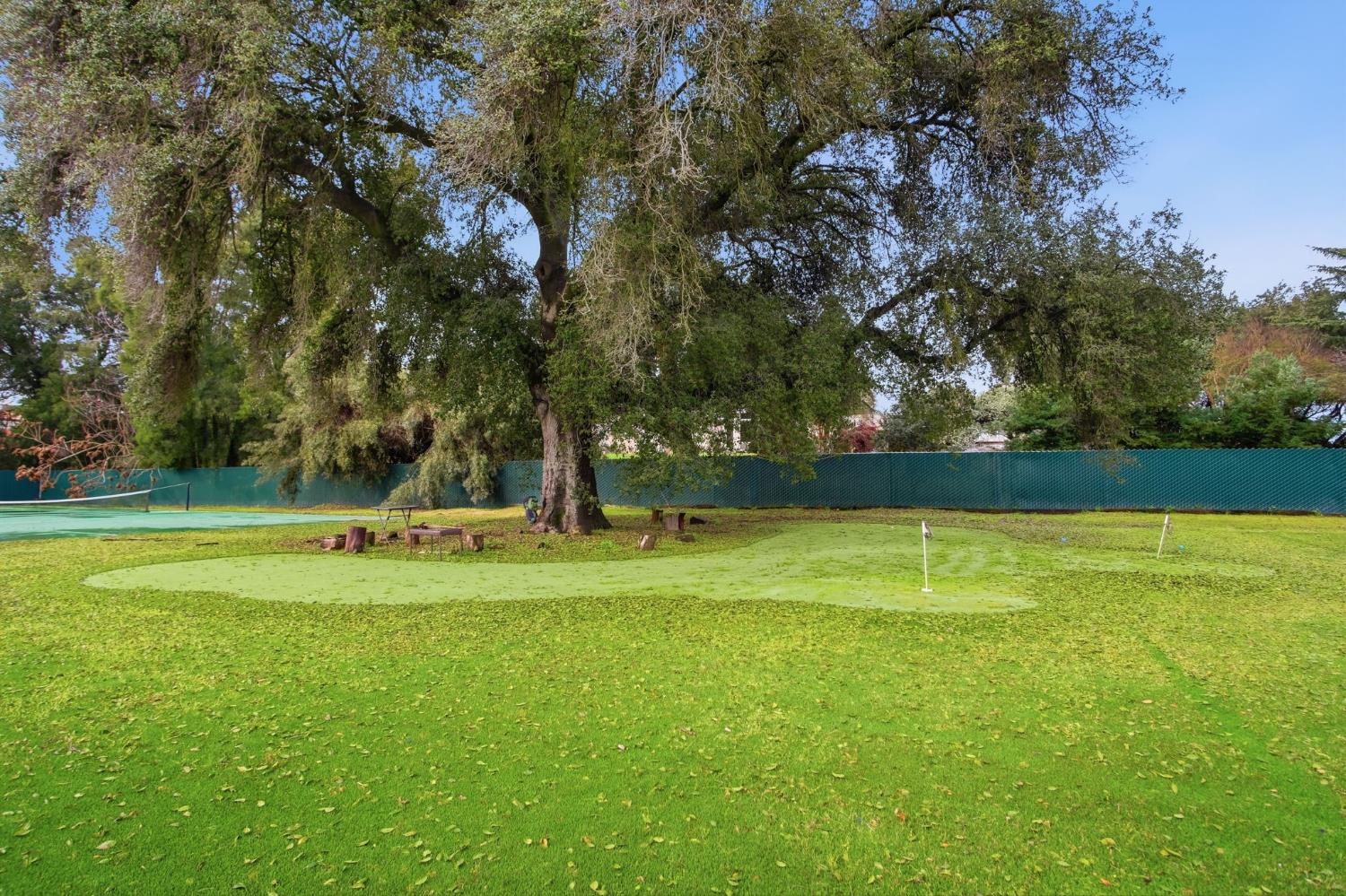 9313 N Hills Ct, Oakdale, CA 95361