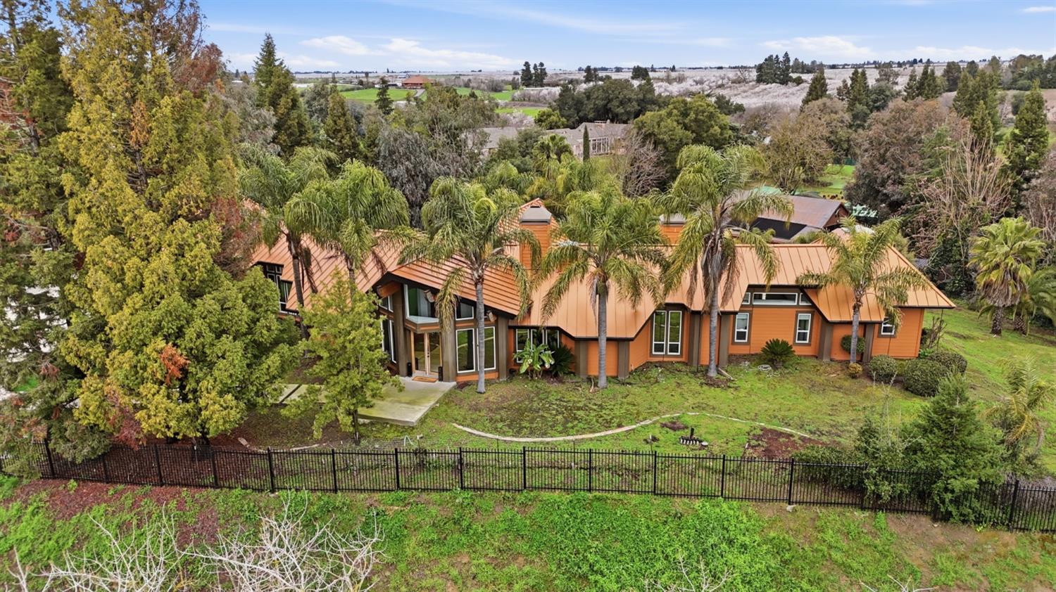 9313 N Hills Ct, Oakdale, CA 95361