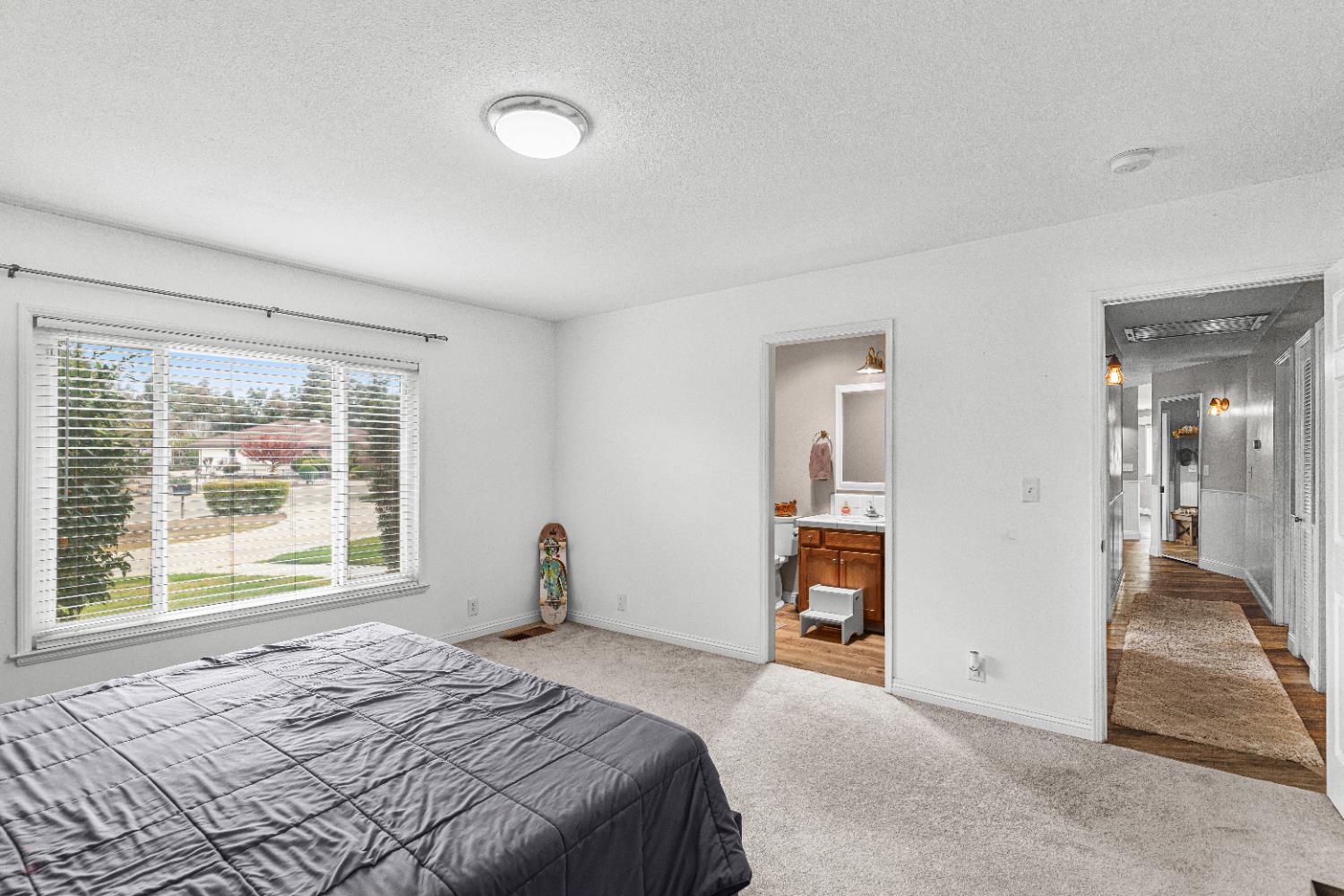 5135 Lucille Ln, Atwater, CA 95301