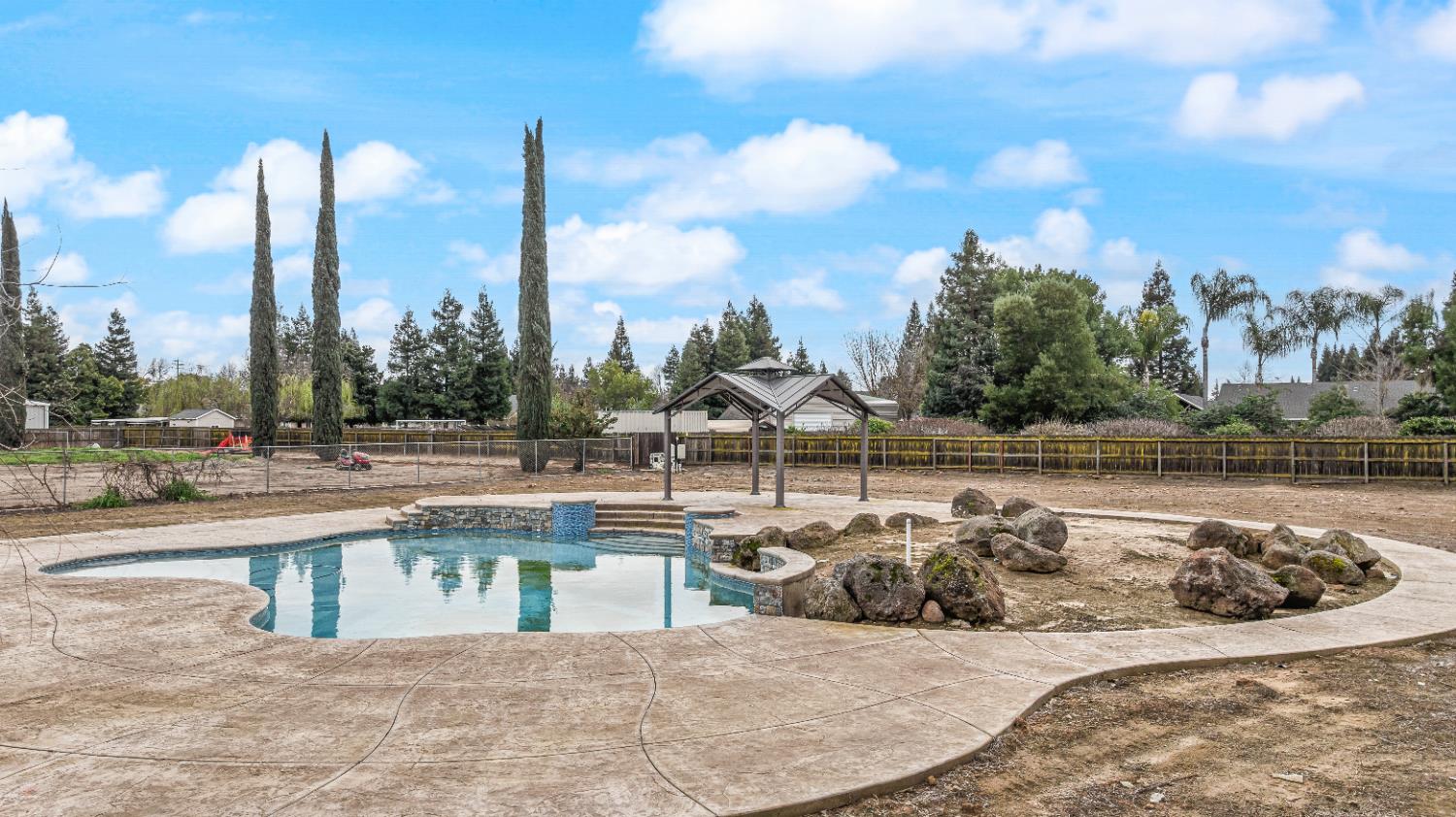 5135 Lucille Ln, Atwater, CA 95301