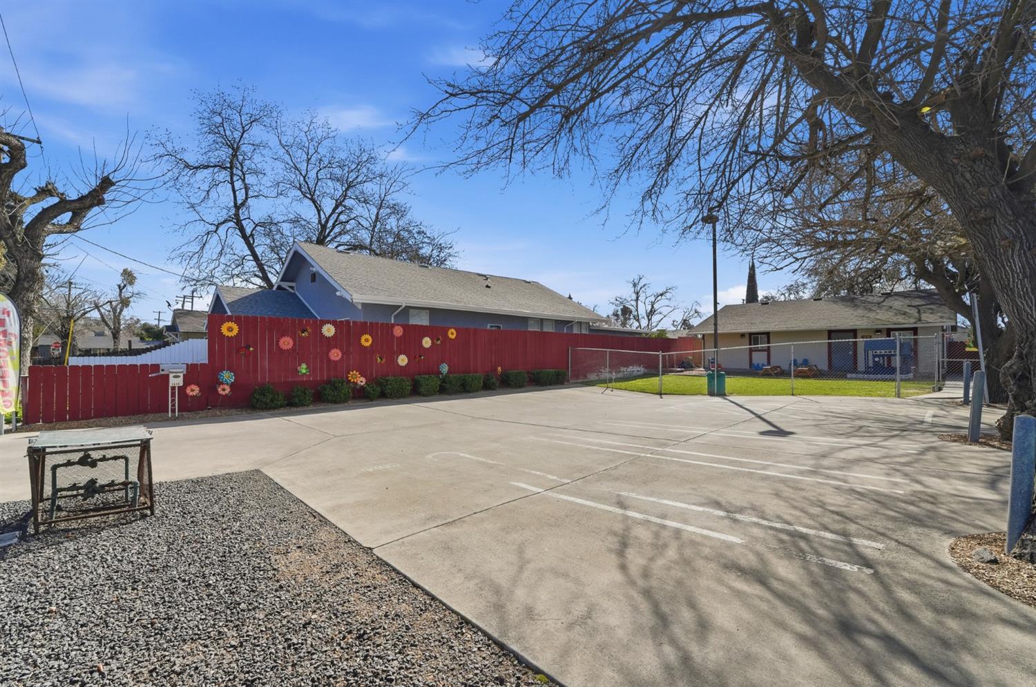 1934 G St, Modesto, CA 95354