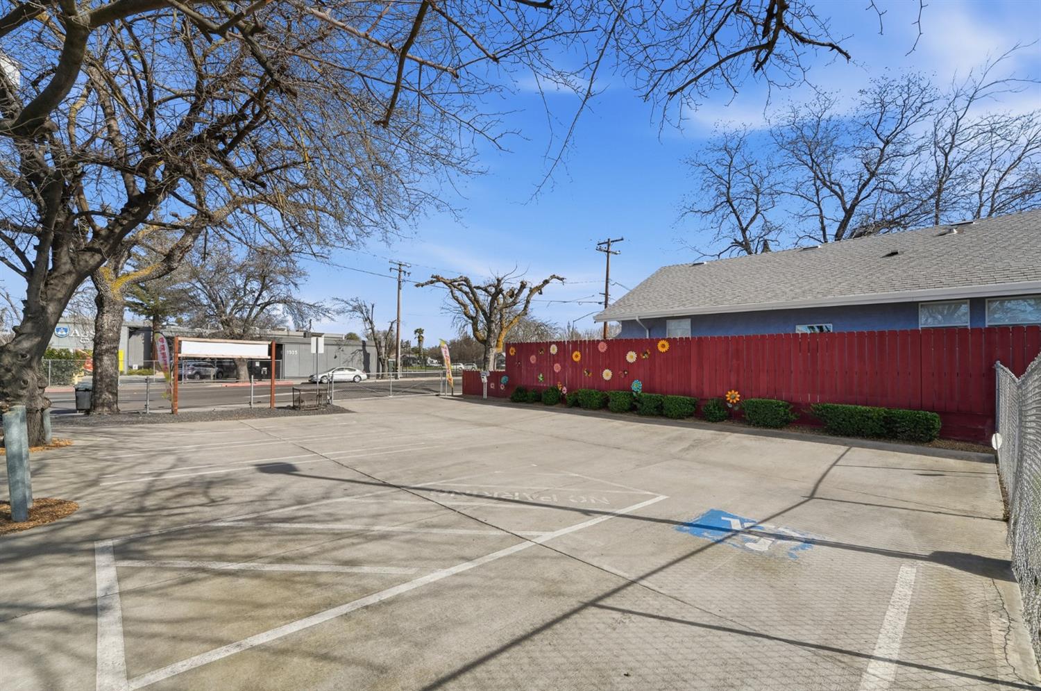 1934 G St, Modesto, CA 95354