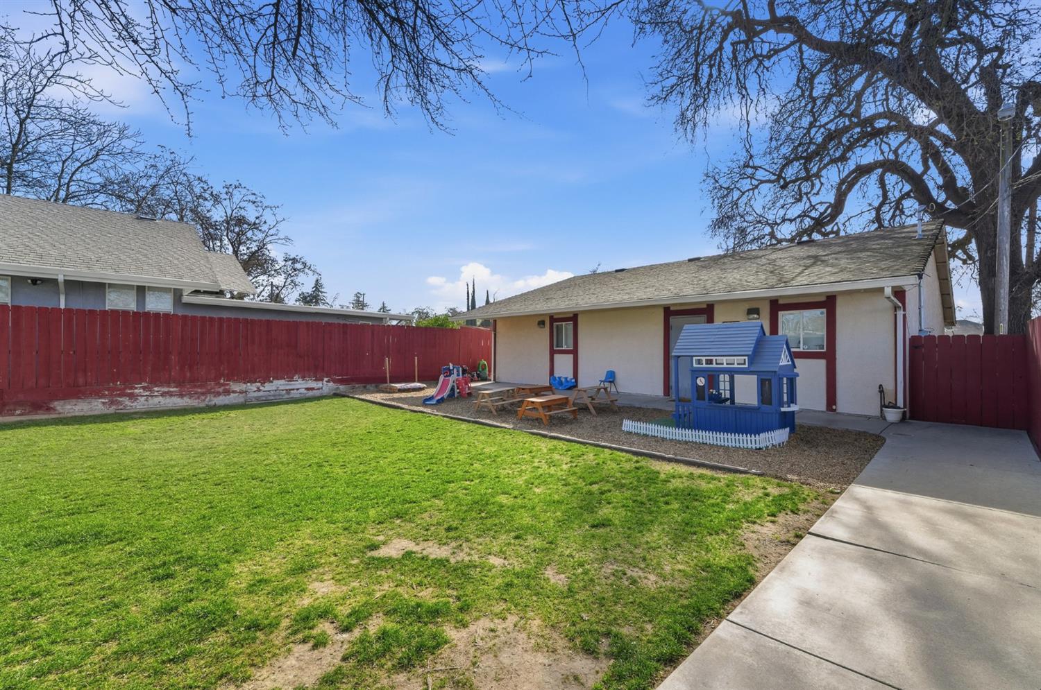 1934 G St, Modesto, CA 95354