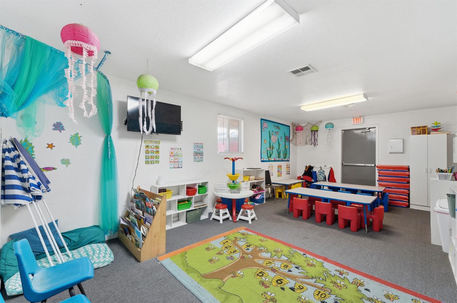 1934 G St, Modesto, CA 95354