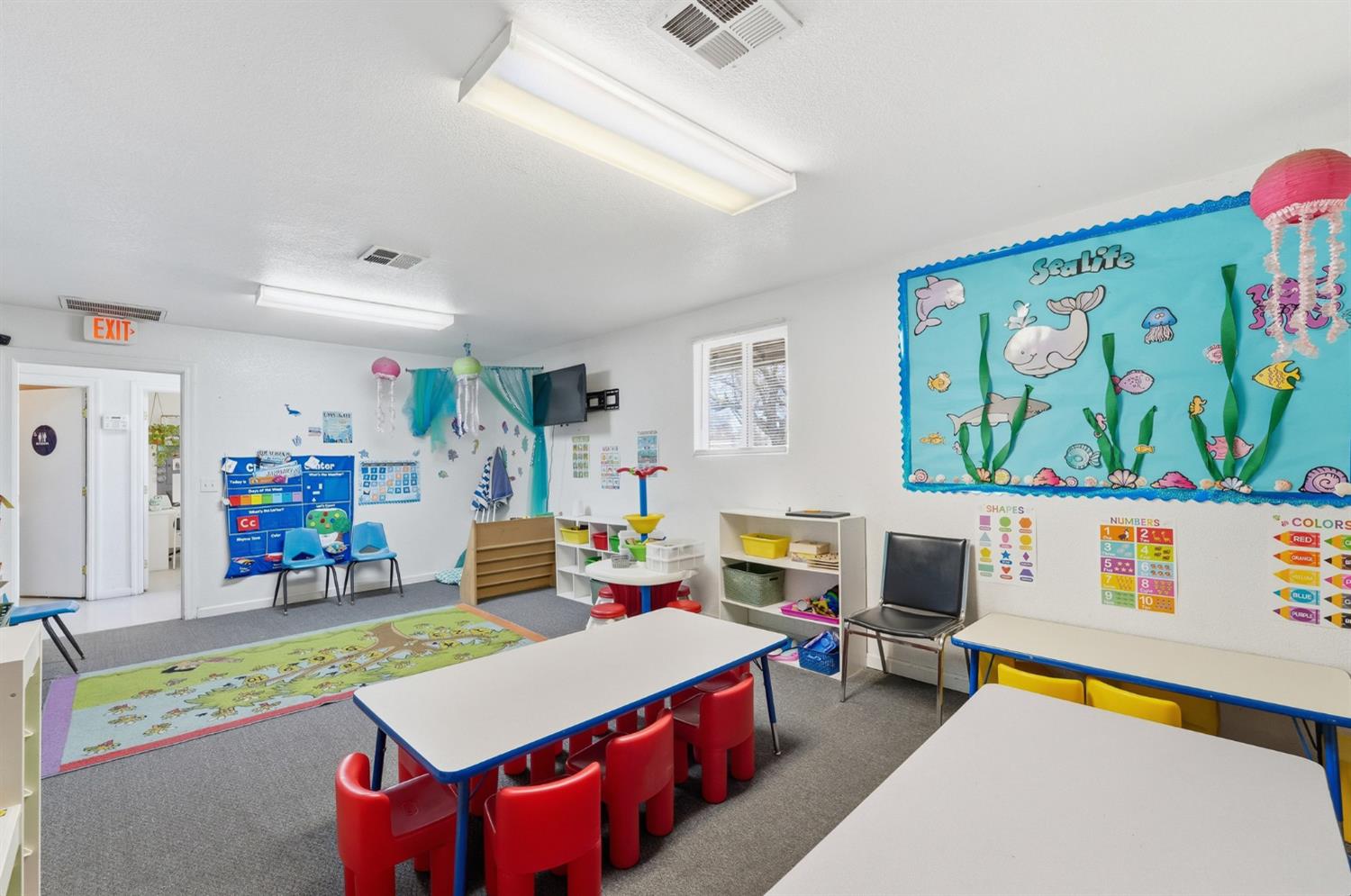 1934 G St, Modesto, CA 95354