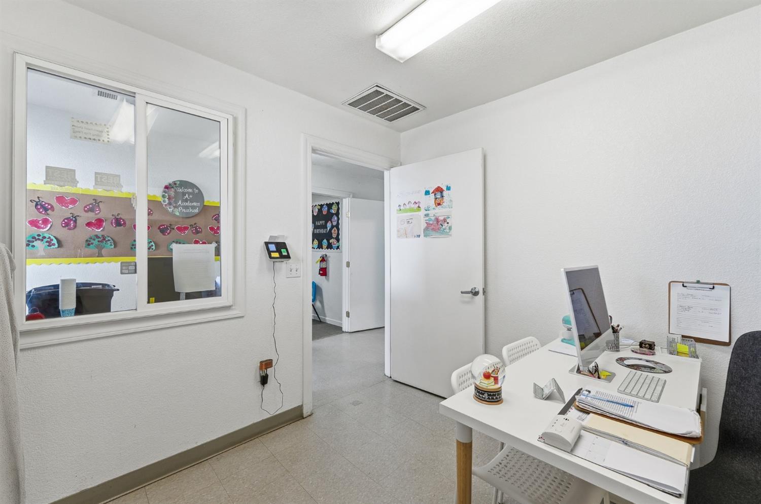 1934 G St, Modesto, CA 95354