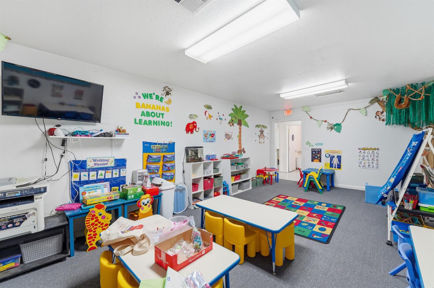 1934 G St, Modesto, CA 95354