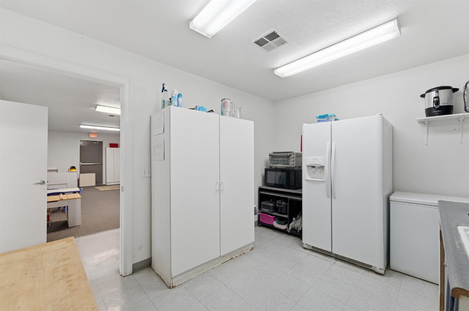 1934 G St, Modesto, CA 95354