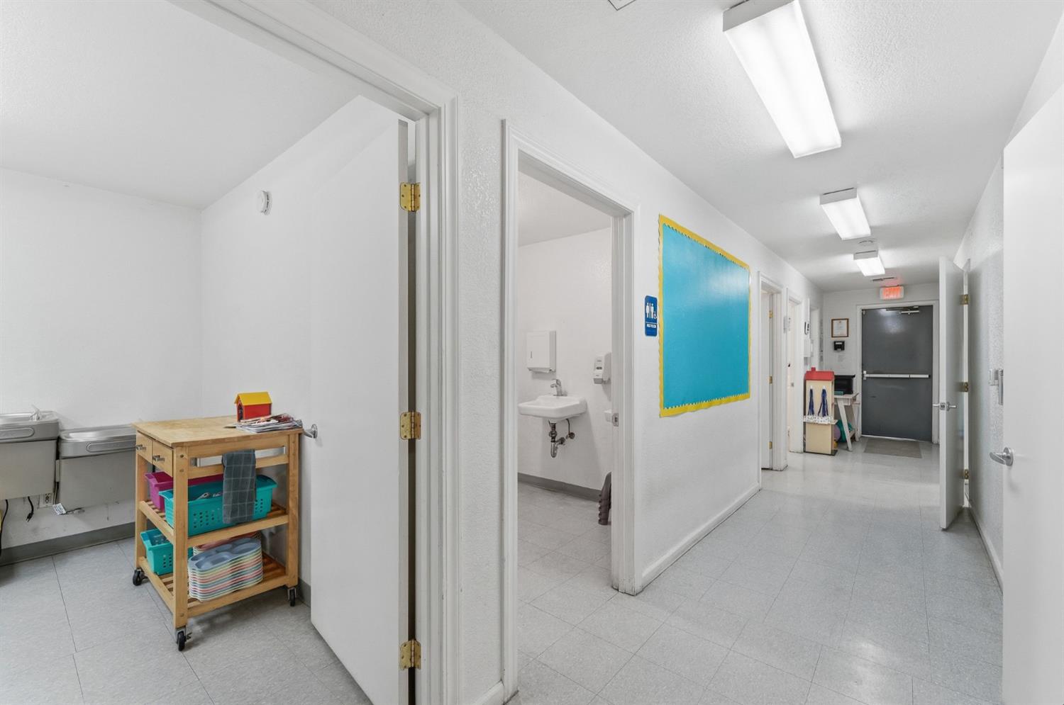 1934 G St, Modesto, CA 95354