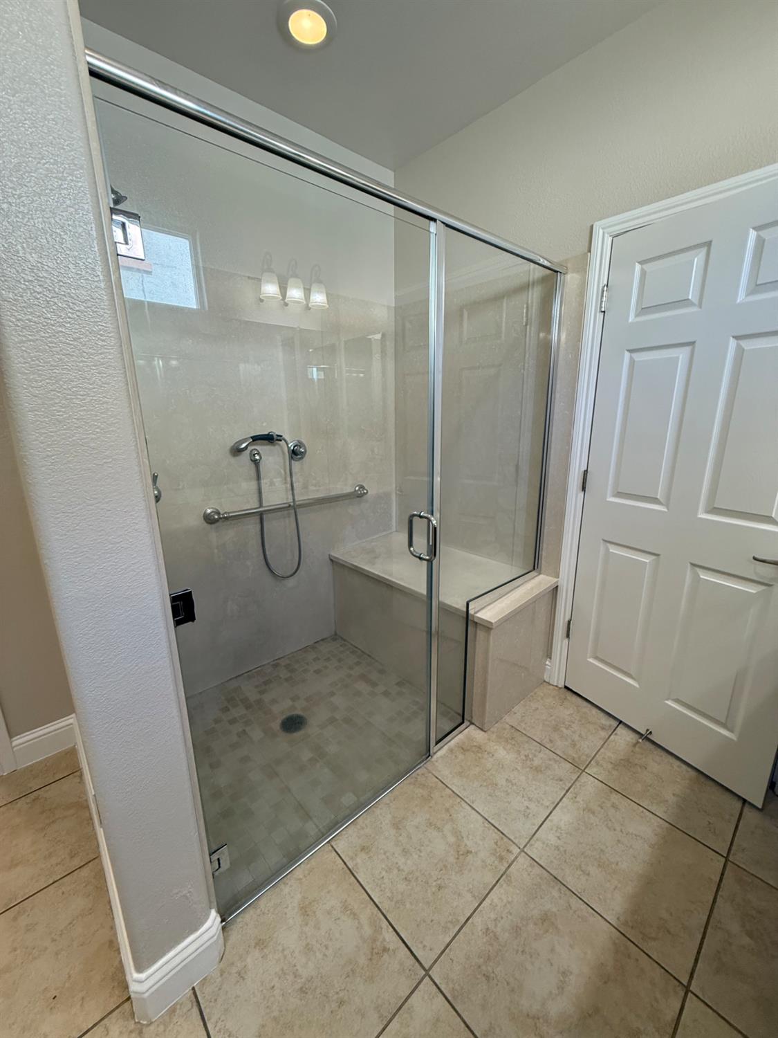 2443 Plumcreek Ln, Manteca, CA 95336