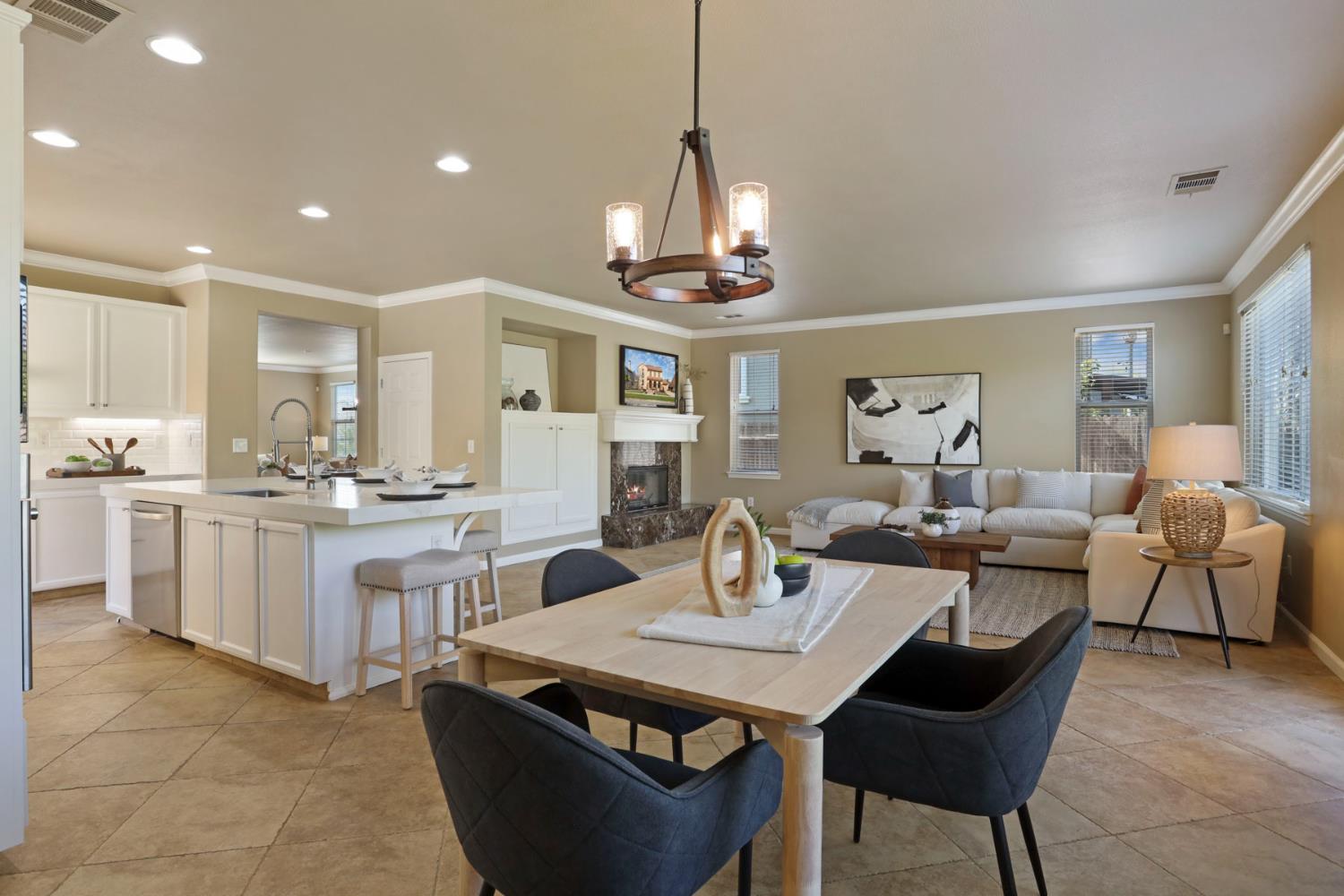 1315 Augusta Pointe, Ripon, CA 95366