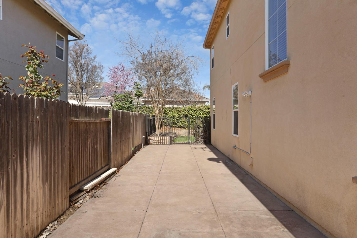 1315 Augusta Pointe, Ripon, CA 95366