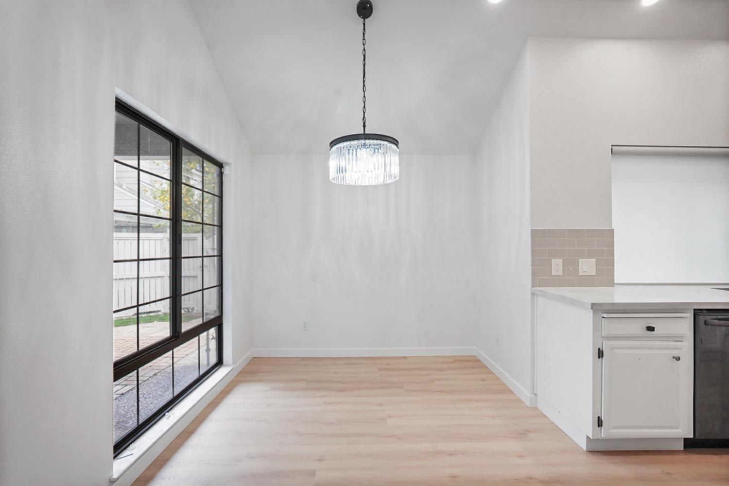 2768 Sherwood Avenue #B, Modesto, CA 95350