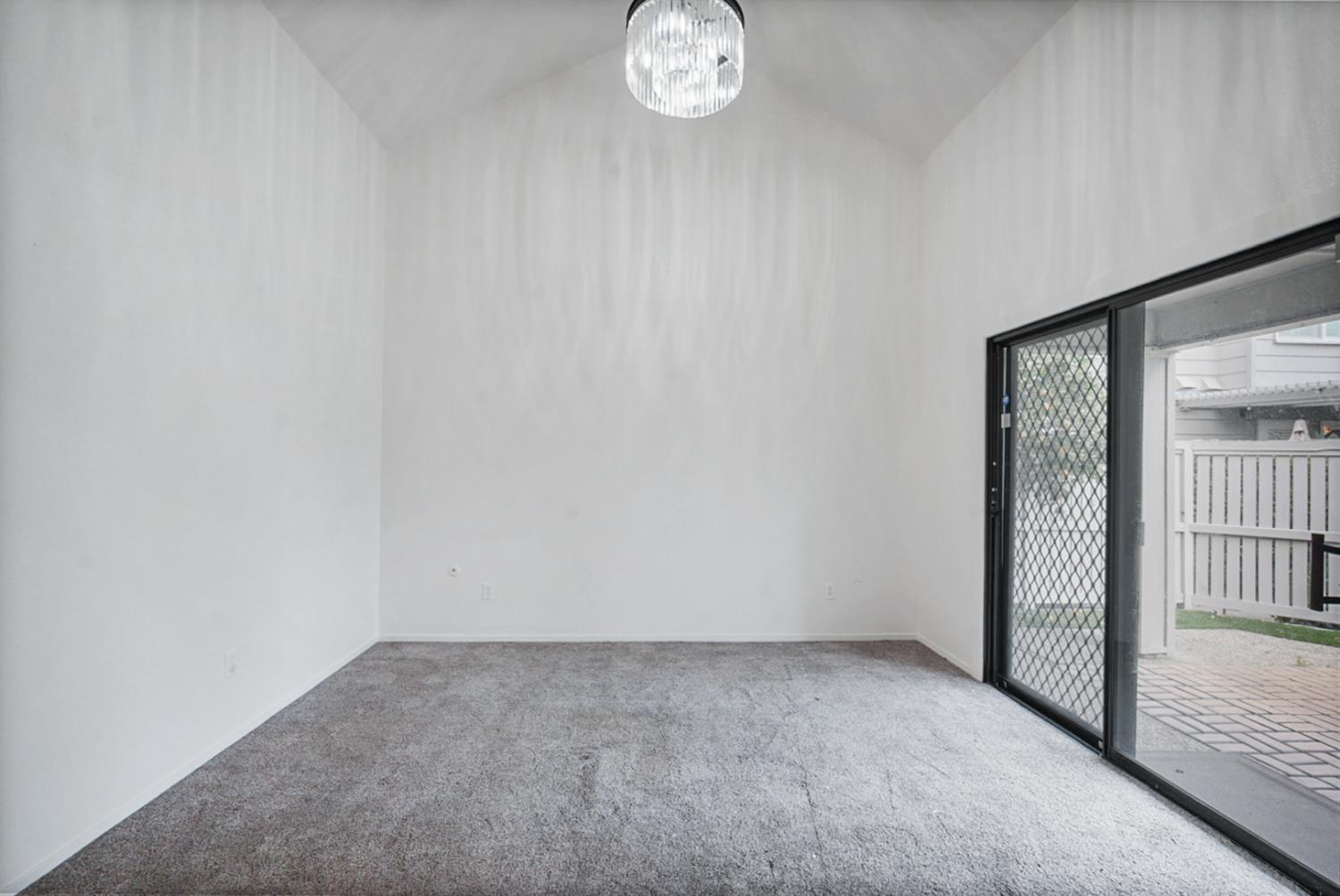 2768 Sherwood Avenue #B, Modesto, CA 95350