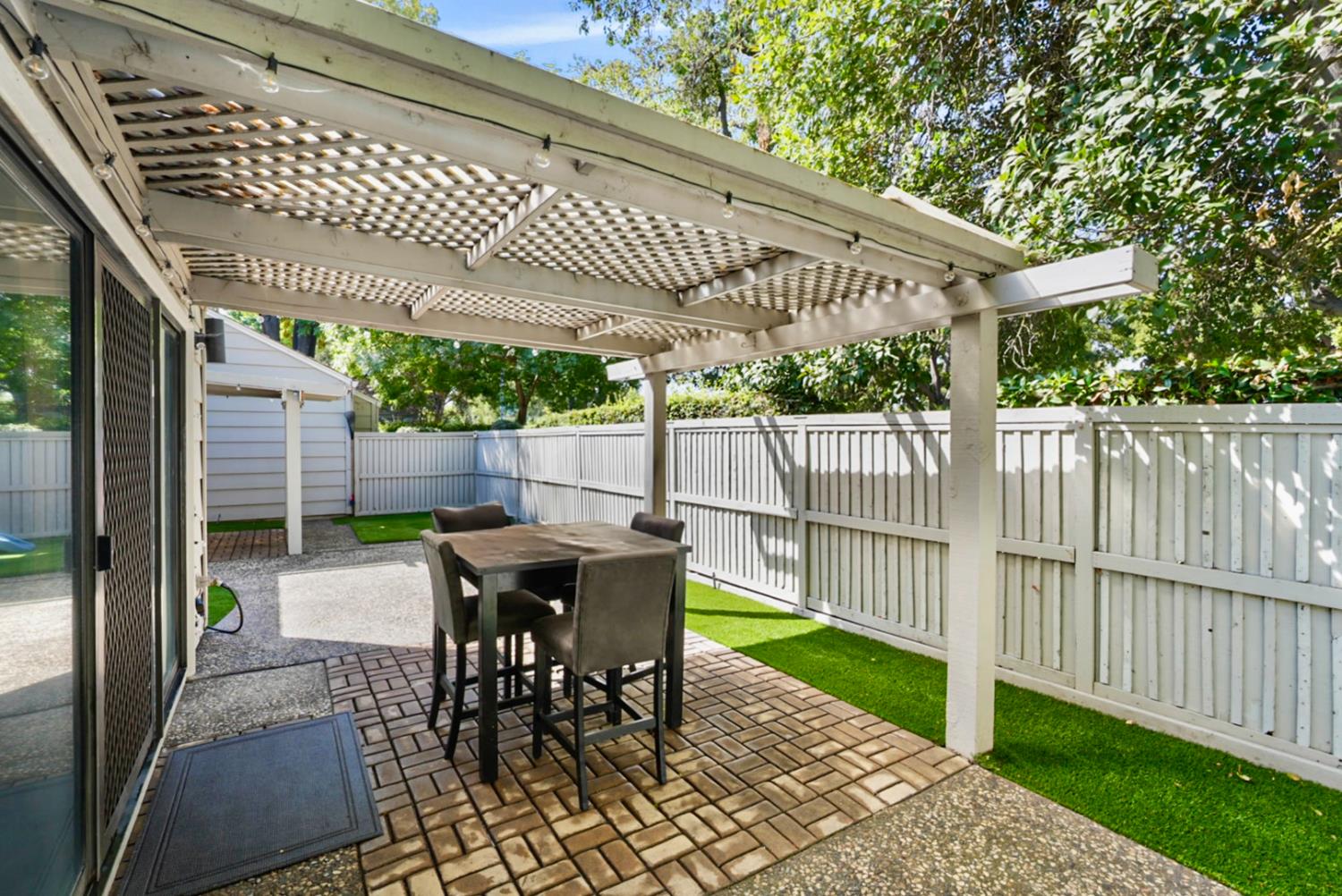 2768 Sherwood Avenue #B, Modesto, CA 95350