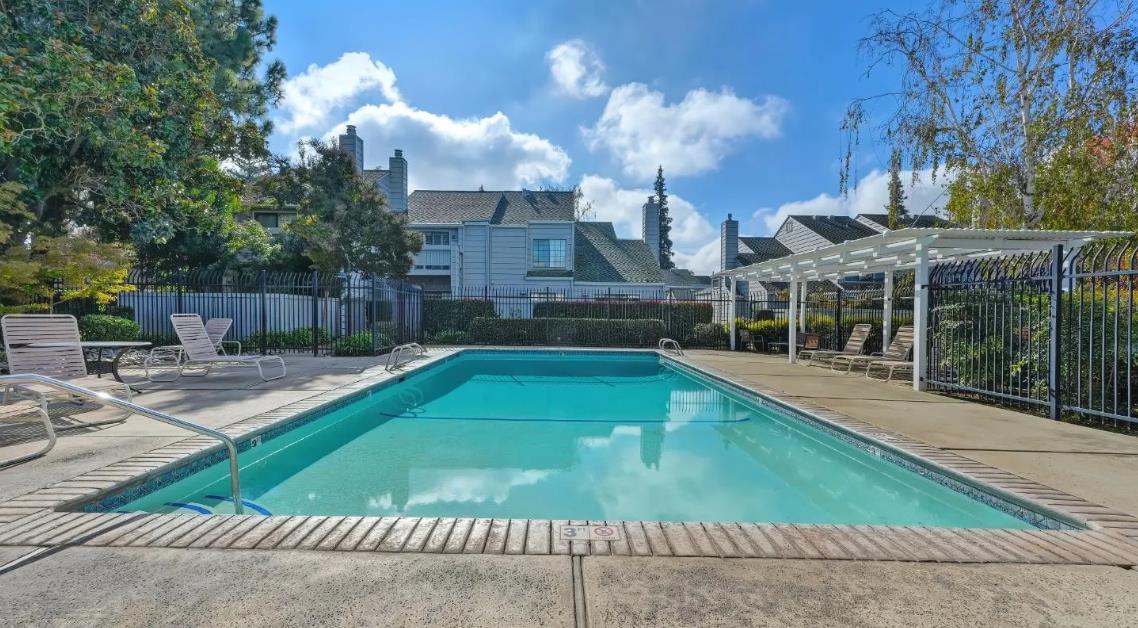 2768 Sherwood Avenue #B, Modesto, CA 95350