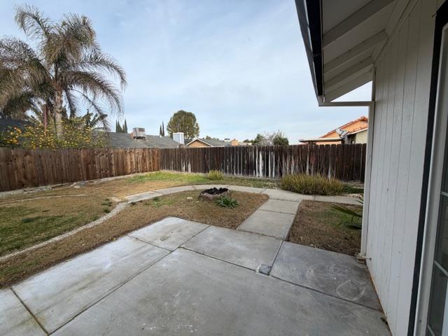 515 N Santa Monica St, Los Banos, CA 93635