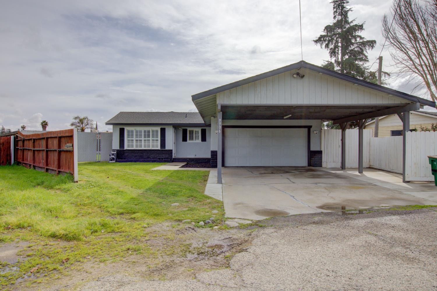 9906 Jennifer Ct, Delhi, CA 95315