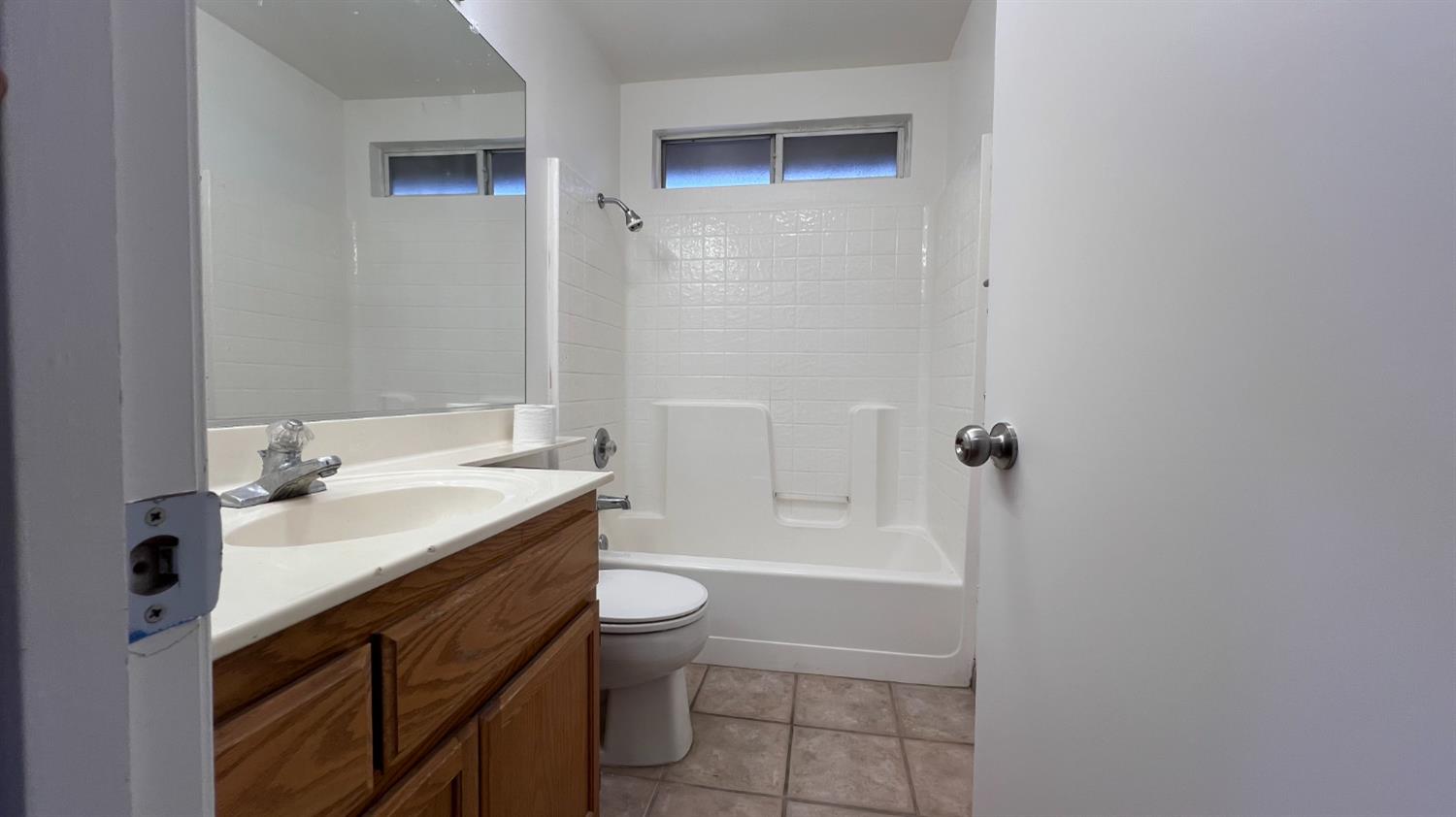 2701 Mozart Dr, Modesto, CA 95358