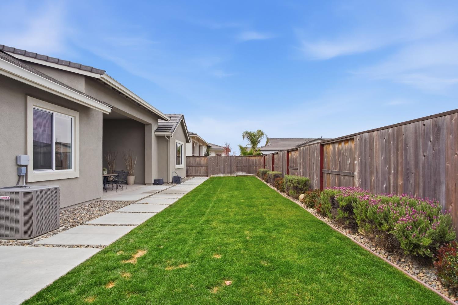 2787 Millstream Ln, Turlock, CA 95382