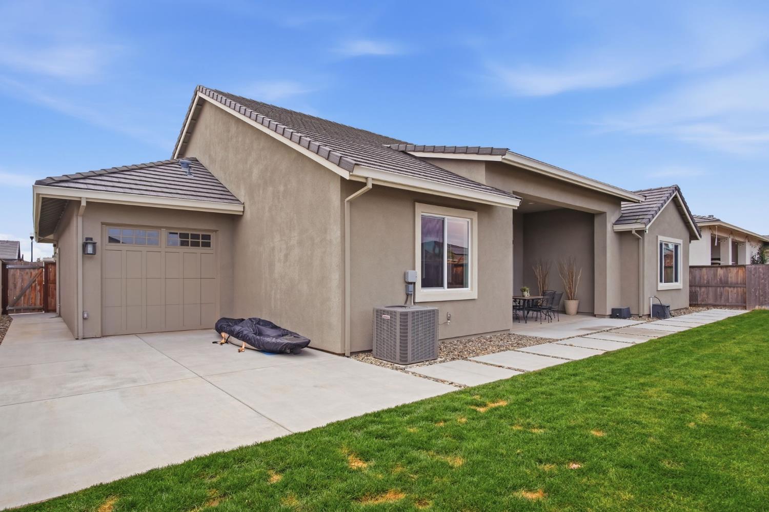 2787 Millstream Ln, Turlock, CA 95382