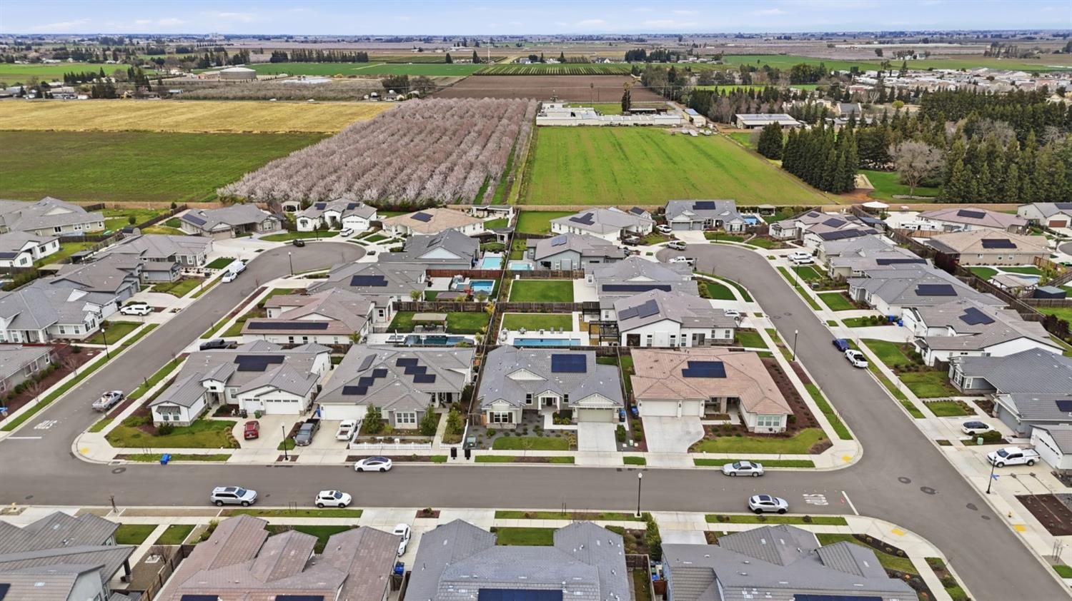 2787 Millstream Ln, Turlock, CA 95382