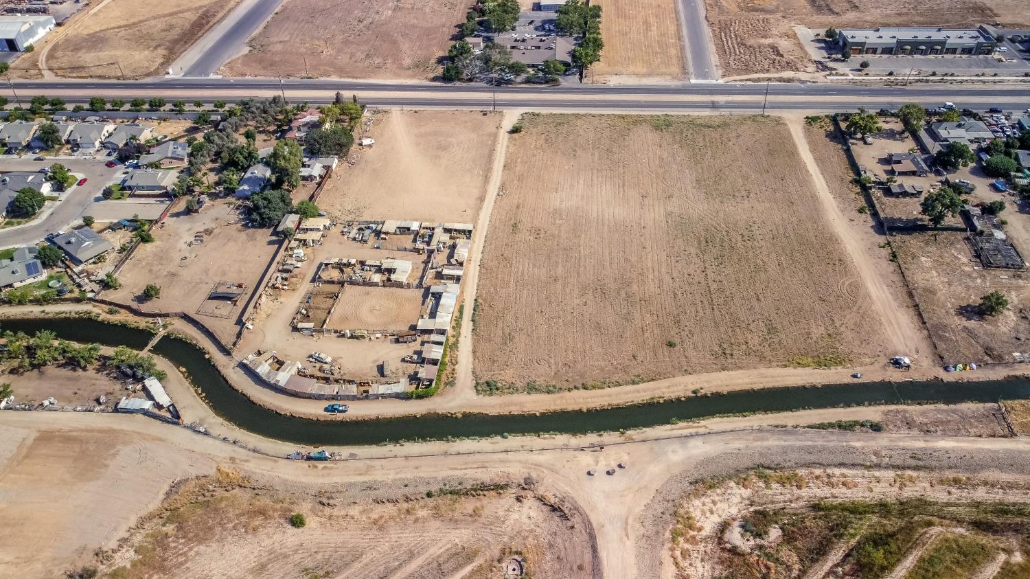 4865 E Jensen Ave, Fresno, CA 93725