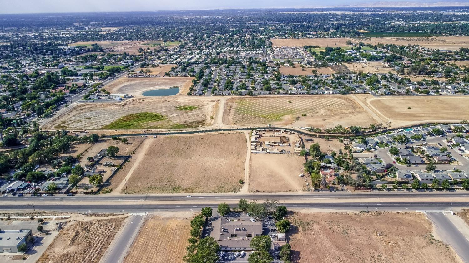 4865 E Jensen Ave, Fresno, CA 93725