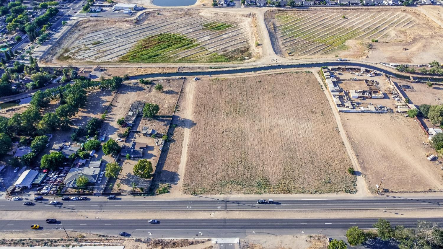 4865 E Jensen Ave, Fresno, CA 93725