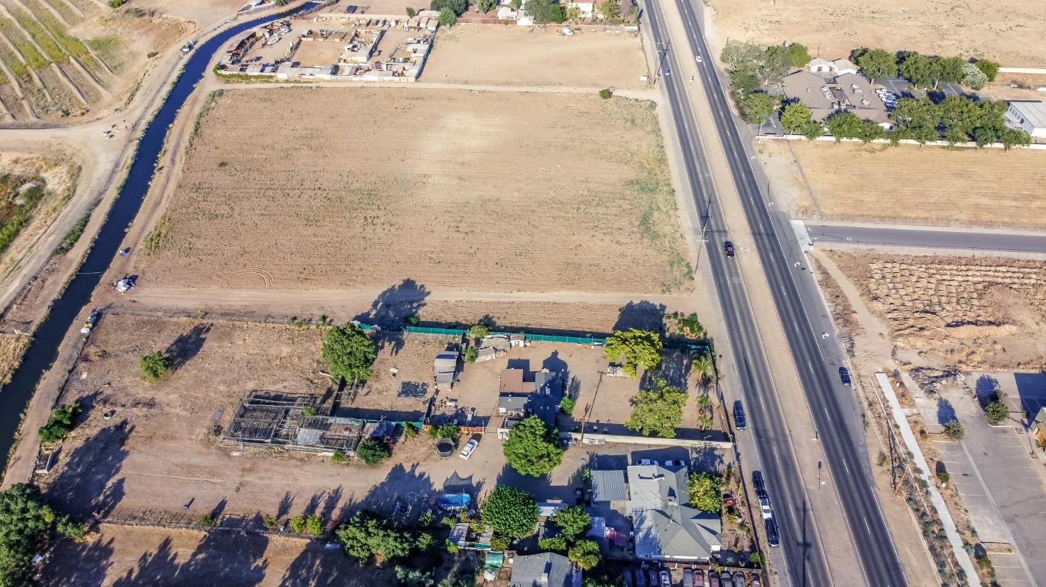 4865 E Jensen Ave, Fresno, CA 93725