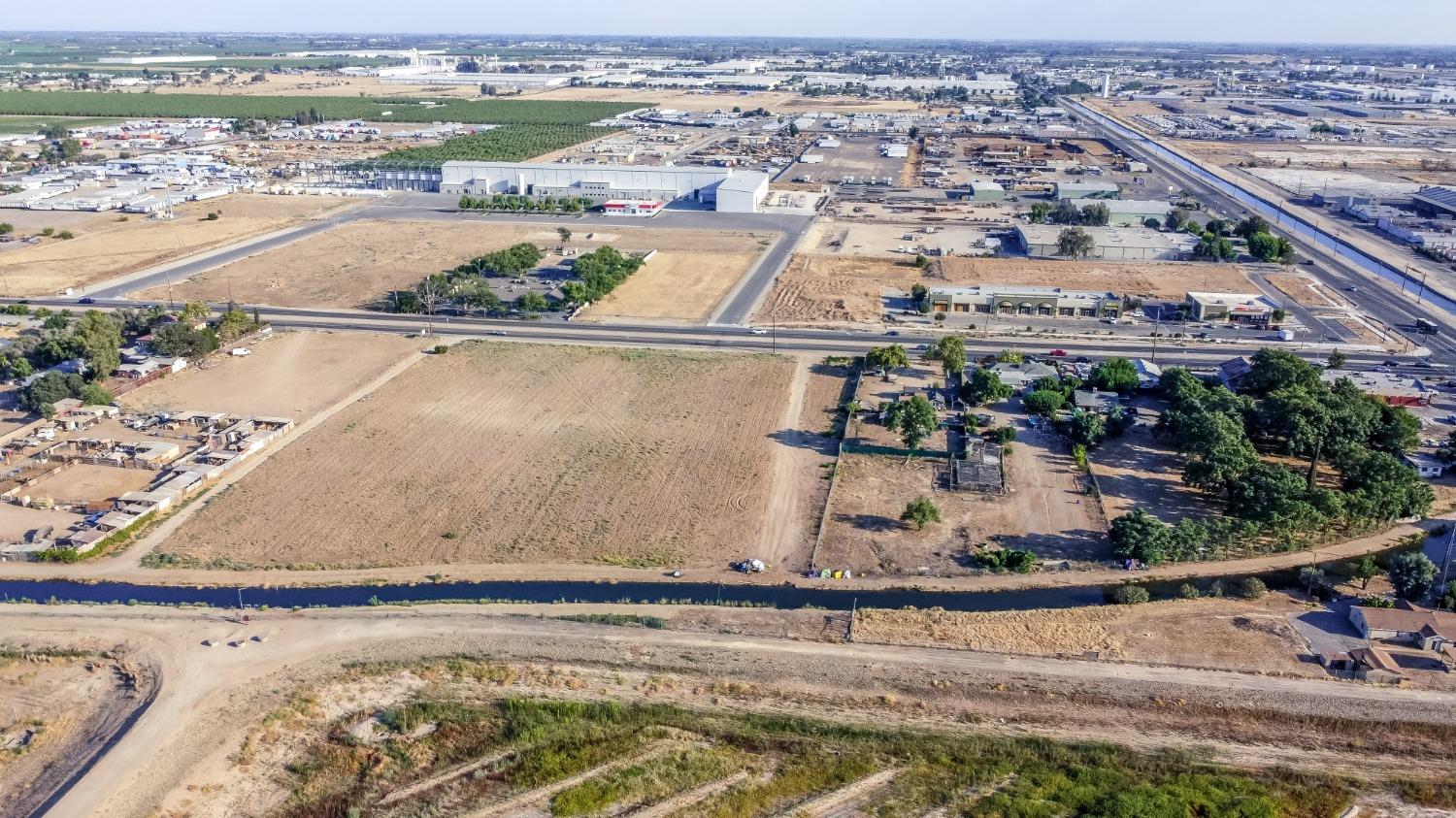 4865 E Jensen Ave, Fresno, CA 93725