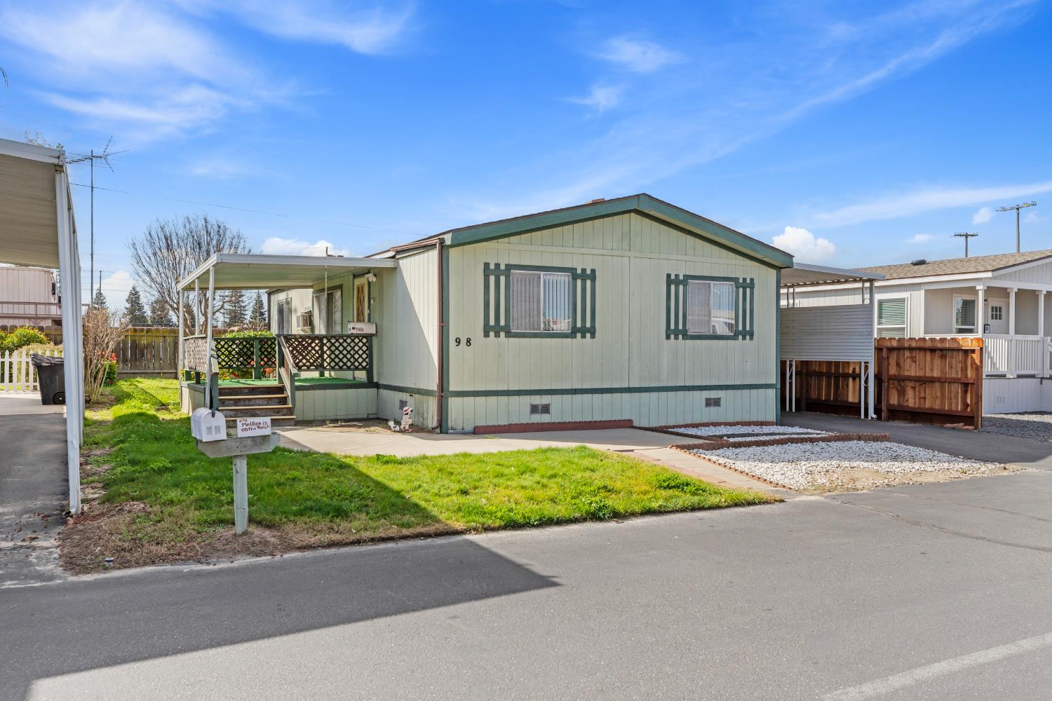 1459 Standiford Ave #98, Modesto, CA 95350