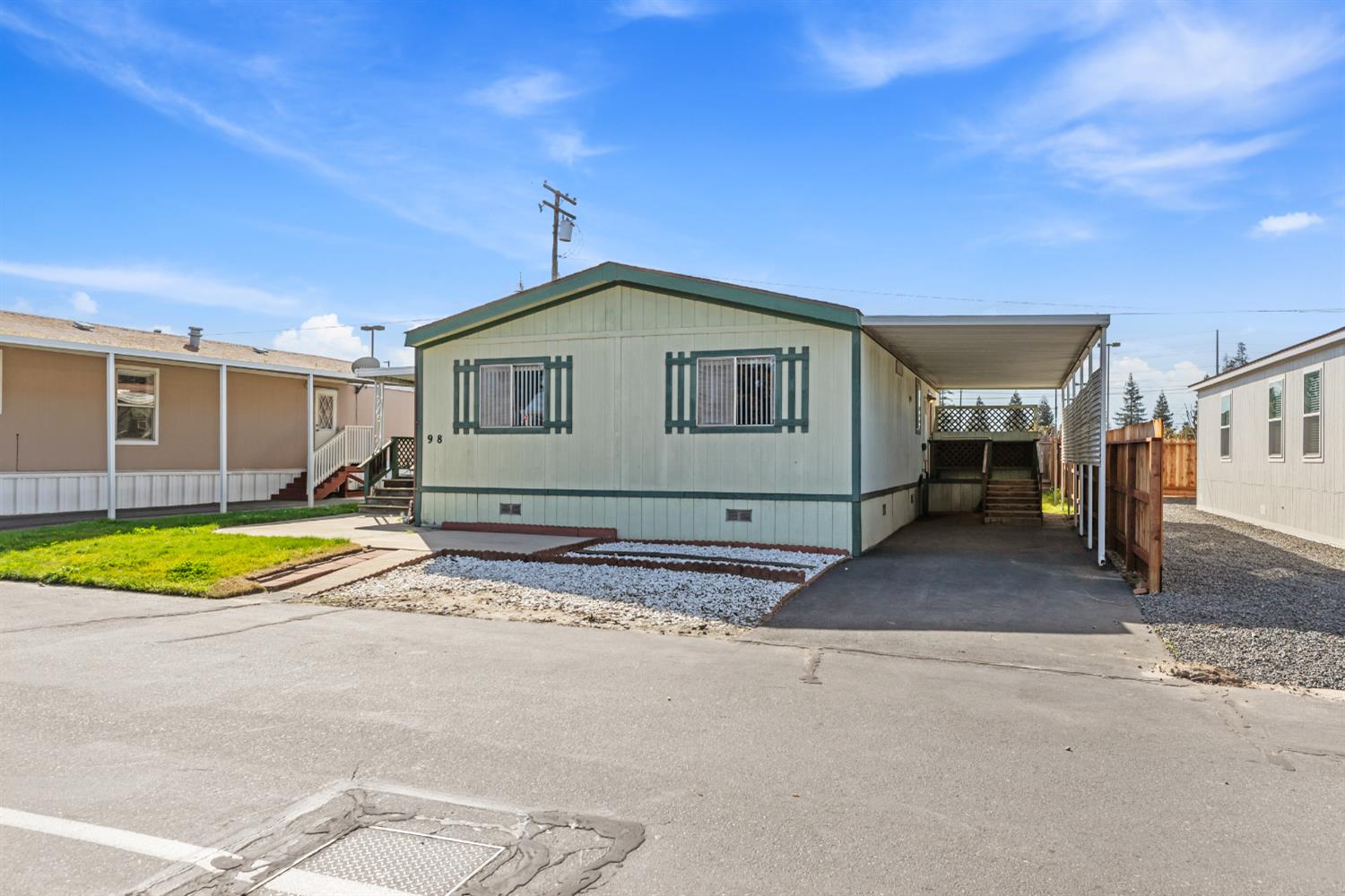1459 Standiford Ave #98, Modesto, CA 95350