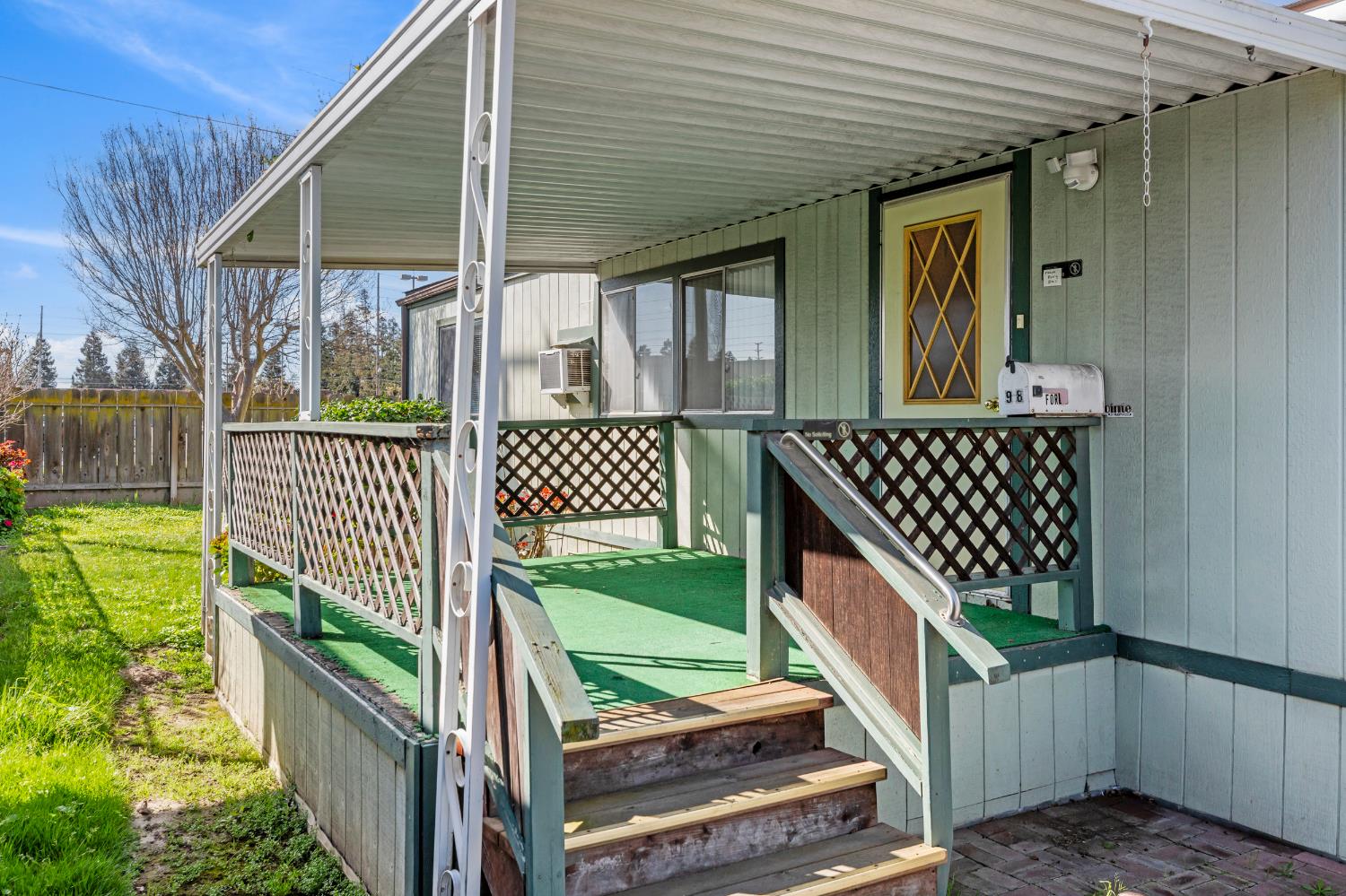 1459 Standiford Ave #98, Modesto, CA 95350