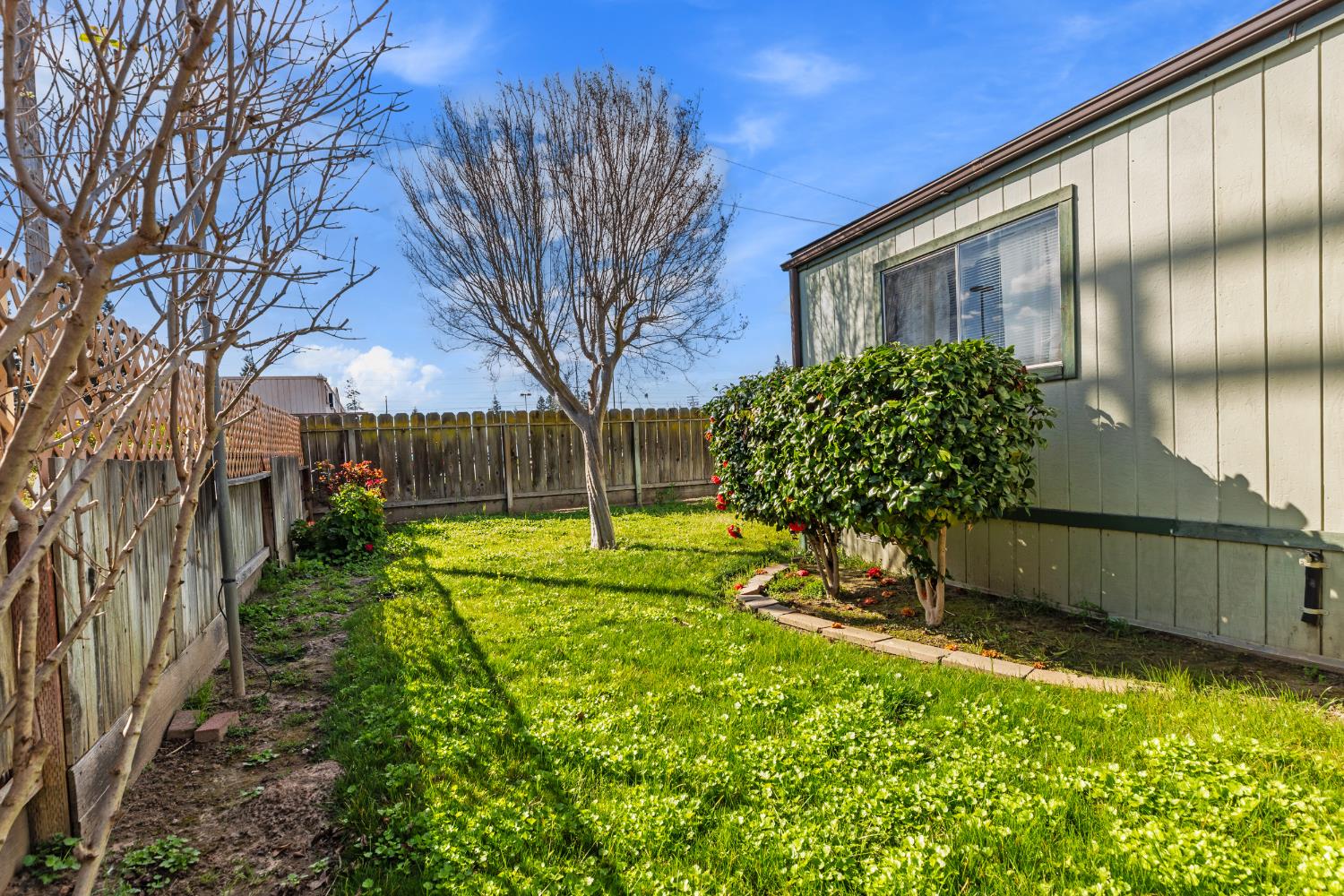 1459 Standiford Ave #98, Modesto, CA 95350