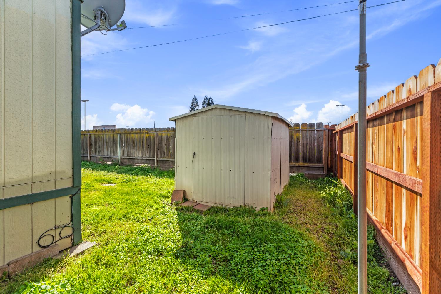 1459 Standiford Ave #98, Modesto, CA 95350