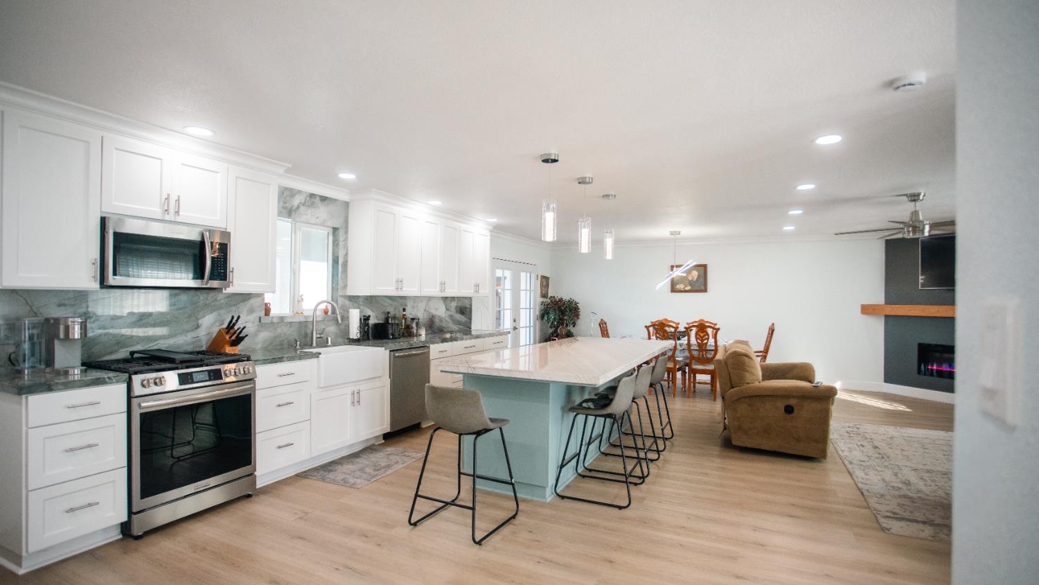 9115 Southland Rd, Manteca, CA 95336